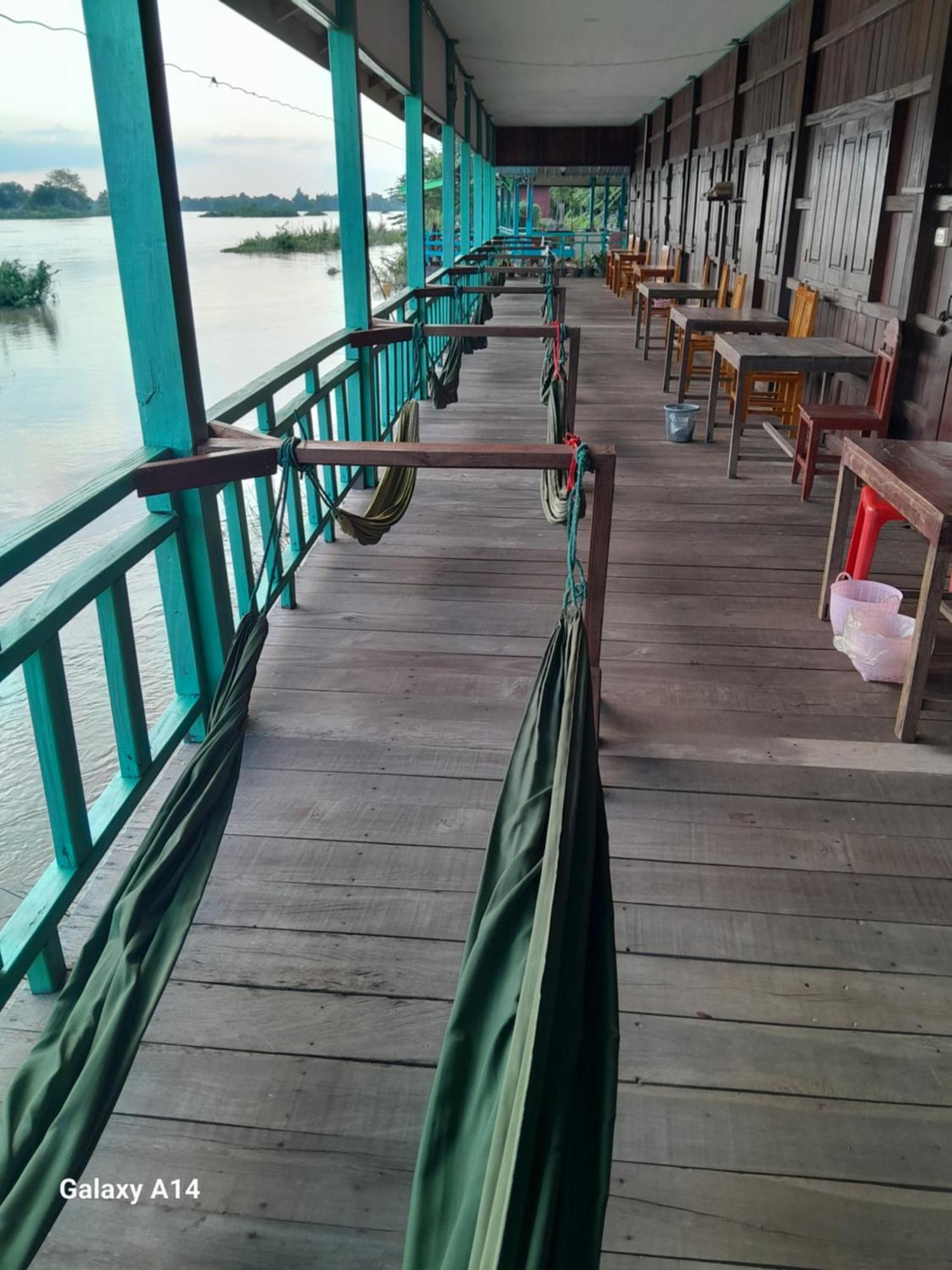 Sompong Sunset View Guest House Don Det Luaran gambar