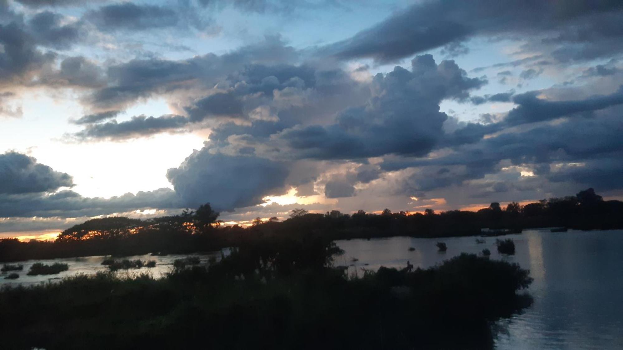 Sompong Sunset View Guest House Don Det Bilik gambar
